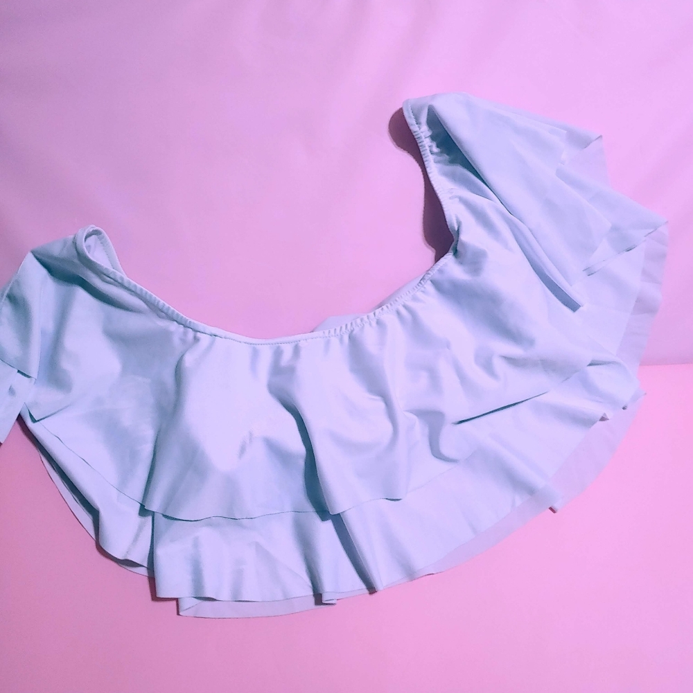 Two-piece black and white high waist bikini